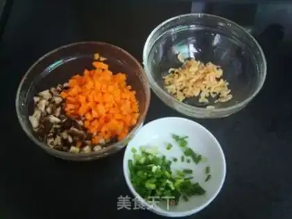 Make Spicy rice rolls step 3