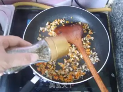 Make Spicy rice rolls step 7