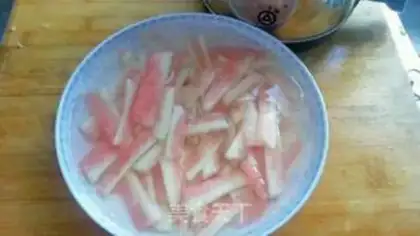 Make Sprinkled watermelon step 3