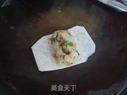 Make Spicy rice rolls step 13