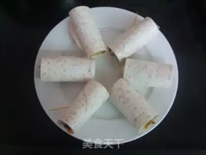 Make Spicy rice rolls step 16
