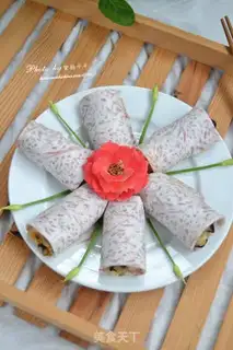 Make Spicy rice rolls step 18