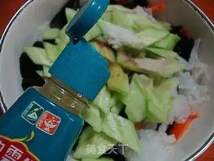 Make Cracking peppers with ears step 10