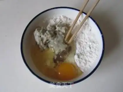 Make A groceries snowcake step 2