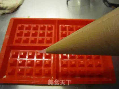 Make Coco waffles step 7