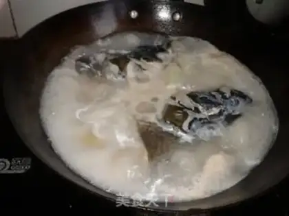 Make Fish head soup step 3