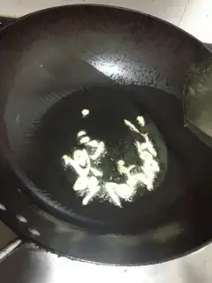 Make West Lake Beef Spas step 1