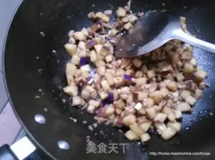 Make Cheese and pork pasta step 3