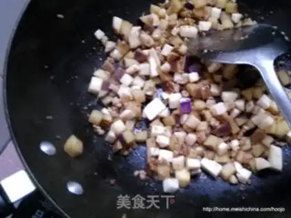 Make Cheese and pork pasta step 4