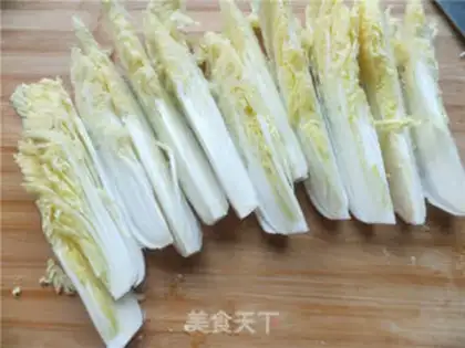 Make Garlic fan dolls step 2