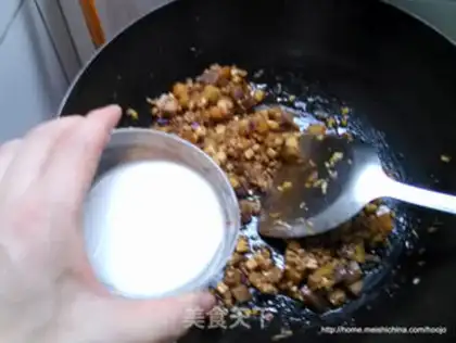 Make Cheese and pork pasta step 7