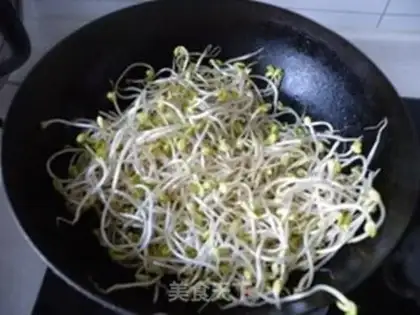Make Bean sprouts step 6