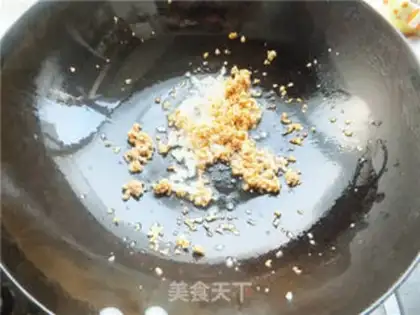 Make Garlic fan dolls step 6
