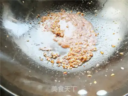Make Garlic fan dolls step 7