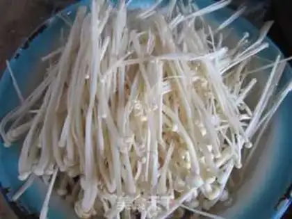 Make Gold-crushed eggs step 0