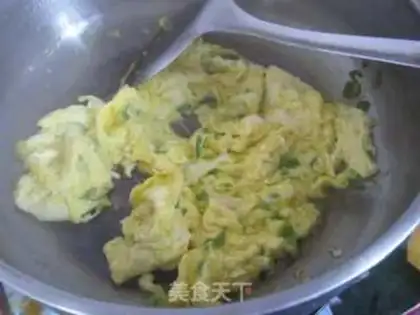 Make Gold-crushed eggs step 4