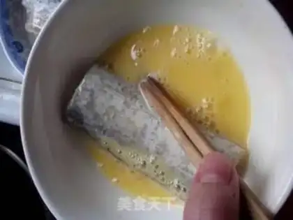 Make Red-fried fish step 1