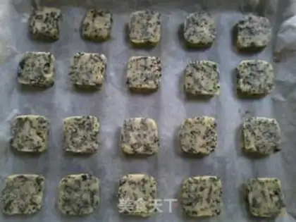 Make Black Sesame Seaweed Biscuit step 7