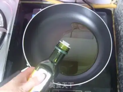 Make Italian meat sauce step 2