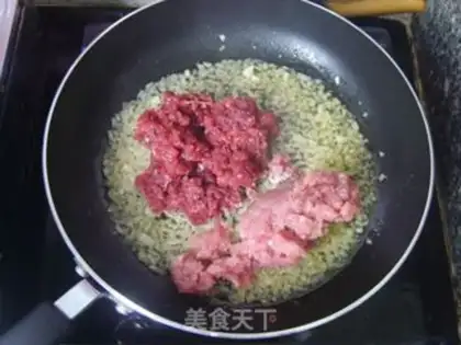Make Italian meat sauce step 5