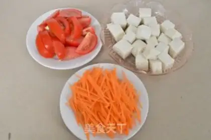 Make Tomato carrot fish soup step 4