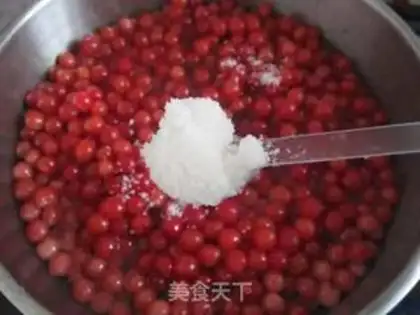 Make Northeast wild cherry jam step 2