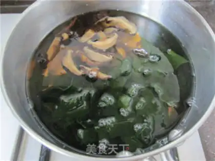 Make Soup from mushroom seaweed step 8