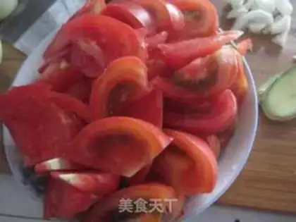 Make Tomato beef soup step 2