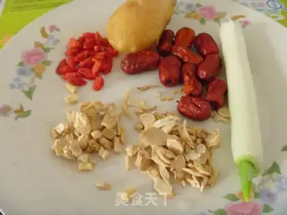 Make The ginseng mushroom soup step 1