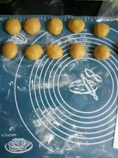Make Lian-Jong-hoon moon cake step 6