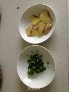 Make Double-coloured pepperfish head step 2