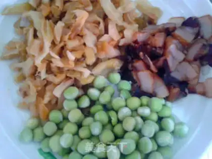 Make The mushrooms, the beans step 0