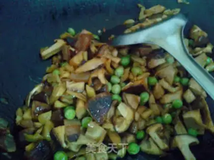 Make The mushrooms, the beans step 3