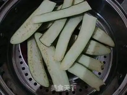 Make Garlic hand tores step 1