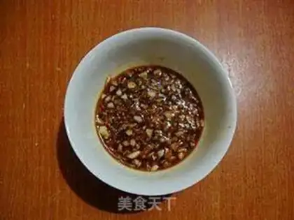 Make Garlic hand tores step 3