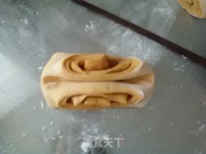 Make Pumpkin marmalade roll step 10