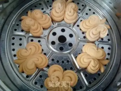Make Pumpkin butterflies step 10