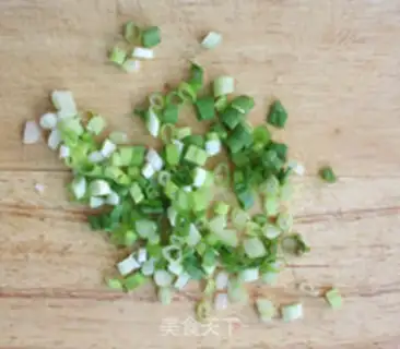 Make Onion eggcake step 0