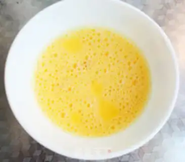 Make Onion eggcake step 2