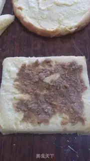 Make Two-colour cake rolls with a pan step 22