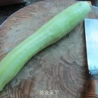 Make Chili pepper roller cucumber step 1