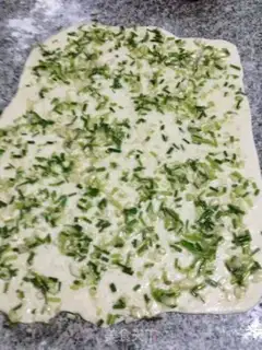 Make Onion cake step 4