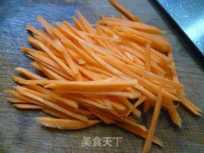 Make Carrot-covered pancakes step 2