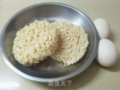 Make Egg noodles step 0