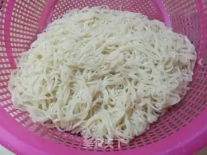Make Egg noodles step 4