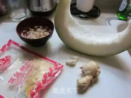 Make Pork shrimp soup step 0