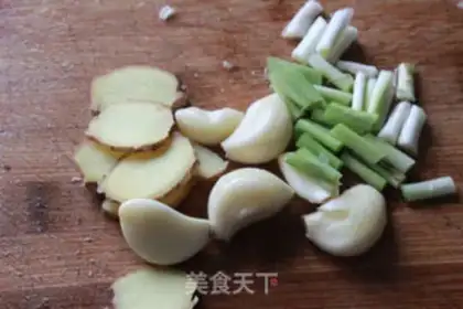 Make Spicy crabs step 1