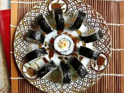 Make Meat pine sushi step 6