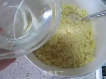Make Potato bean mooncake step 2