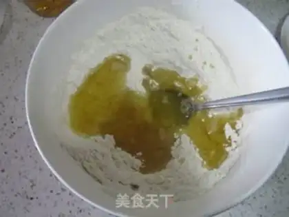 Make Potato bean mooncake step 4